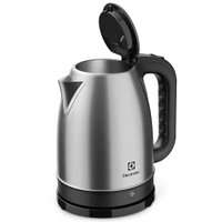 Chaleira Elétrica Electrolux em Inox 1,8 Litros Efficient - EEK10
