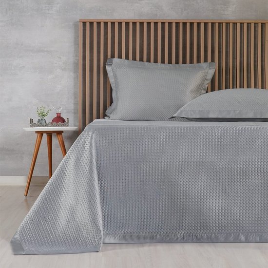 Kit Colcha Queen Satinatta Cetim Toque Pele de Pessego 240x260cm Platina
